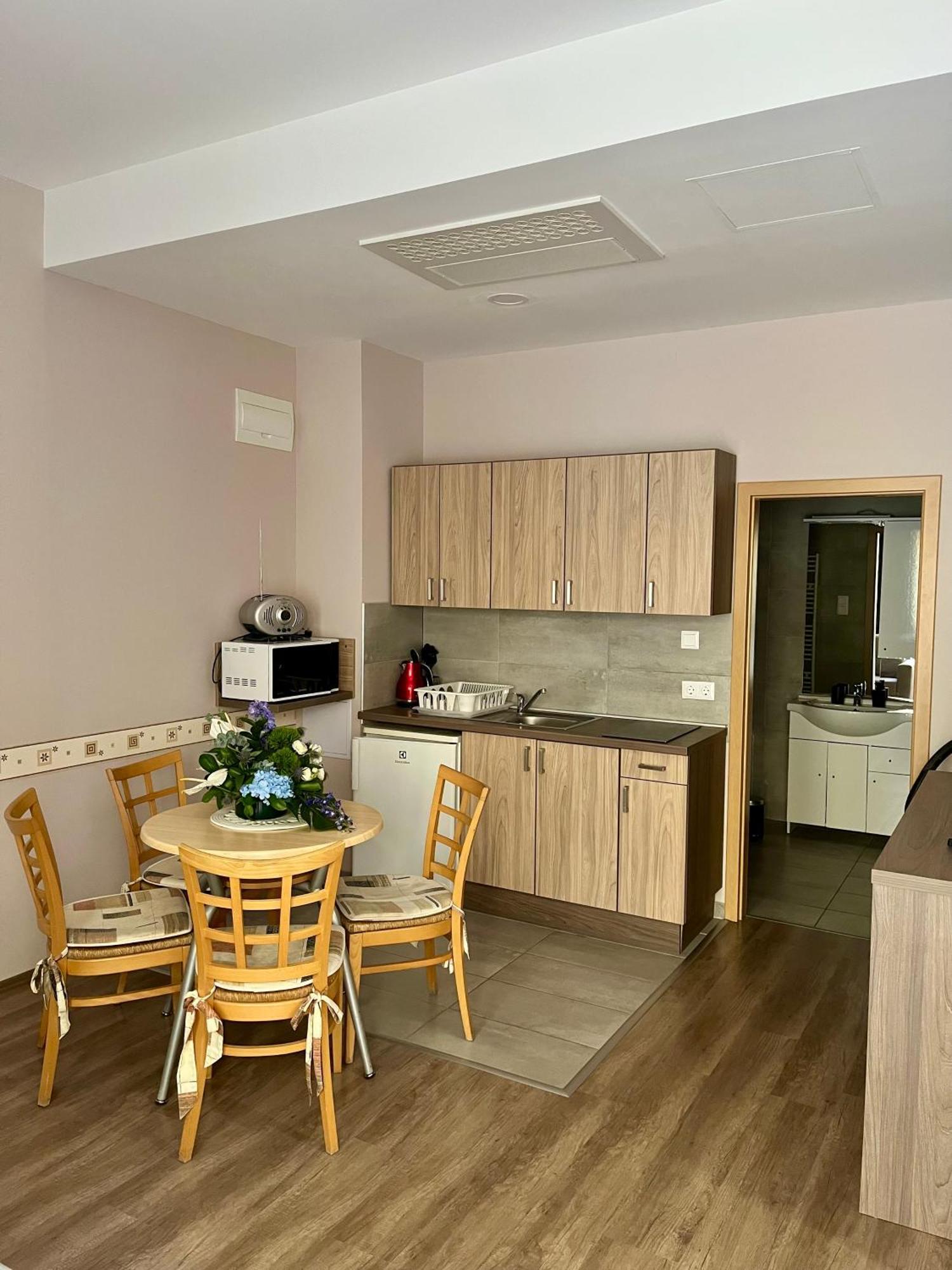 Solaris Apartman Zalakaros Ngoại thất bức ảnh